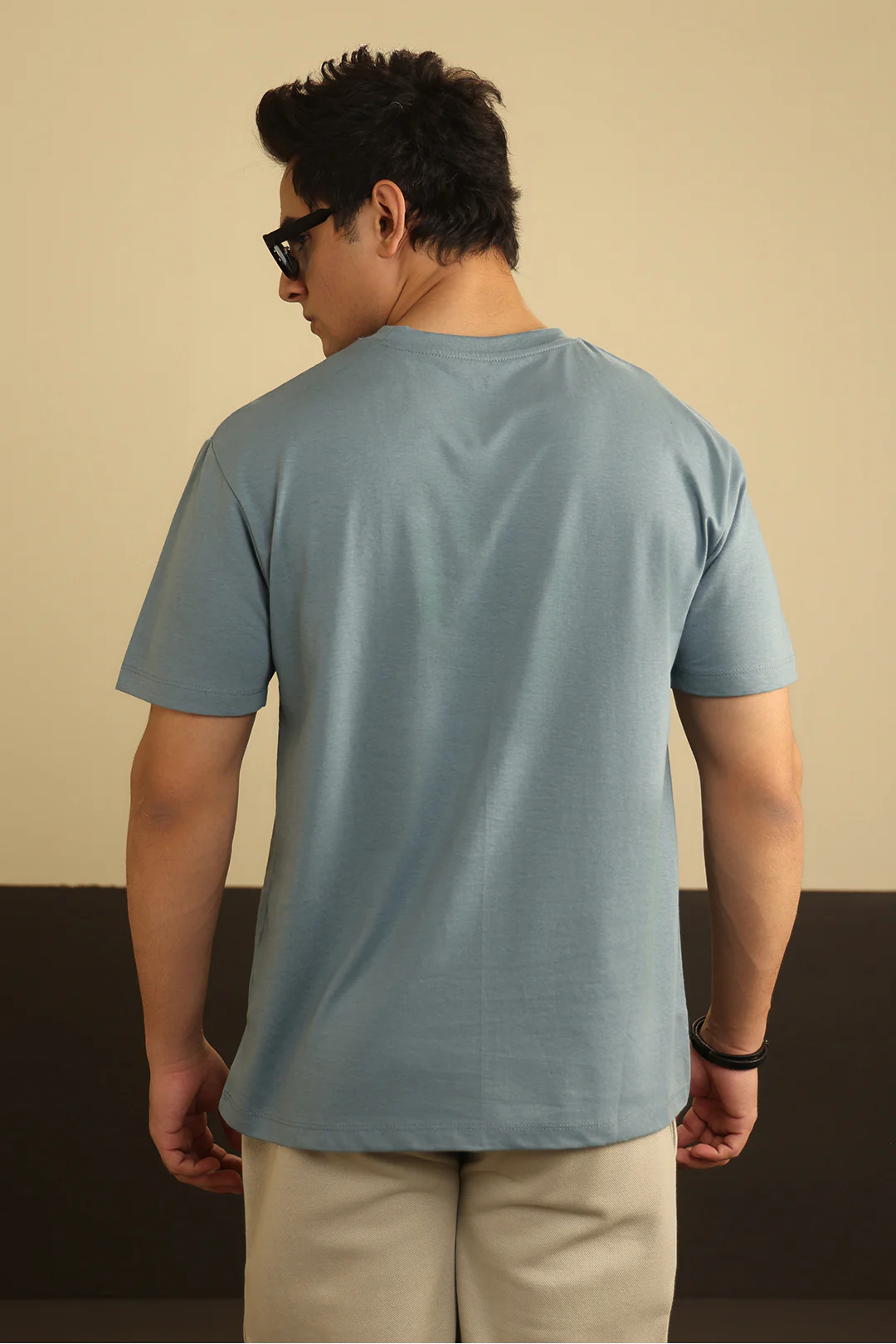 Basic T-Shirt - Regular - Image 18