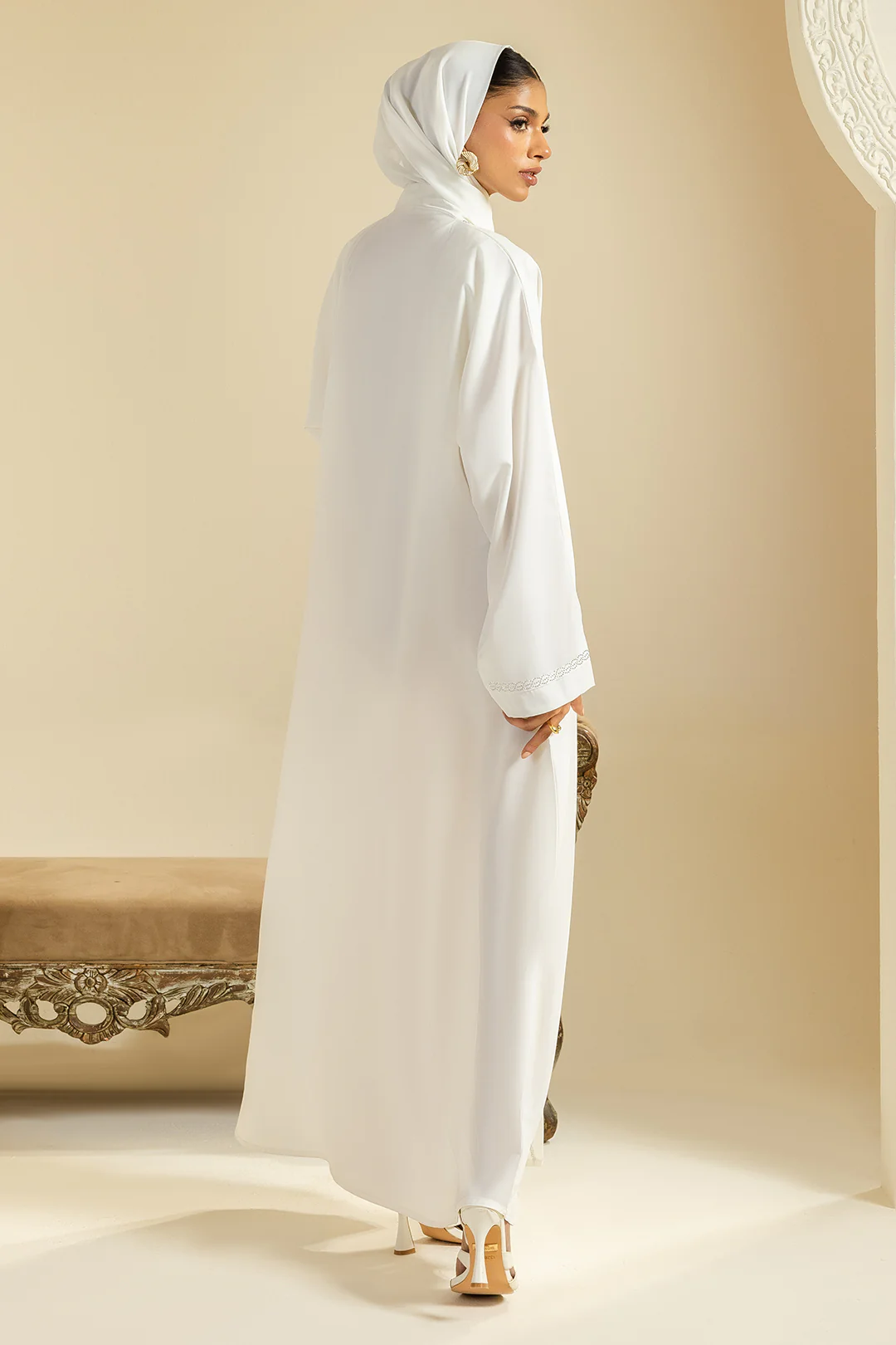 Butterfly Abaya - 5018 - Image 10