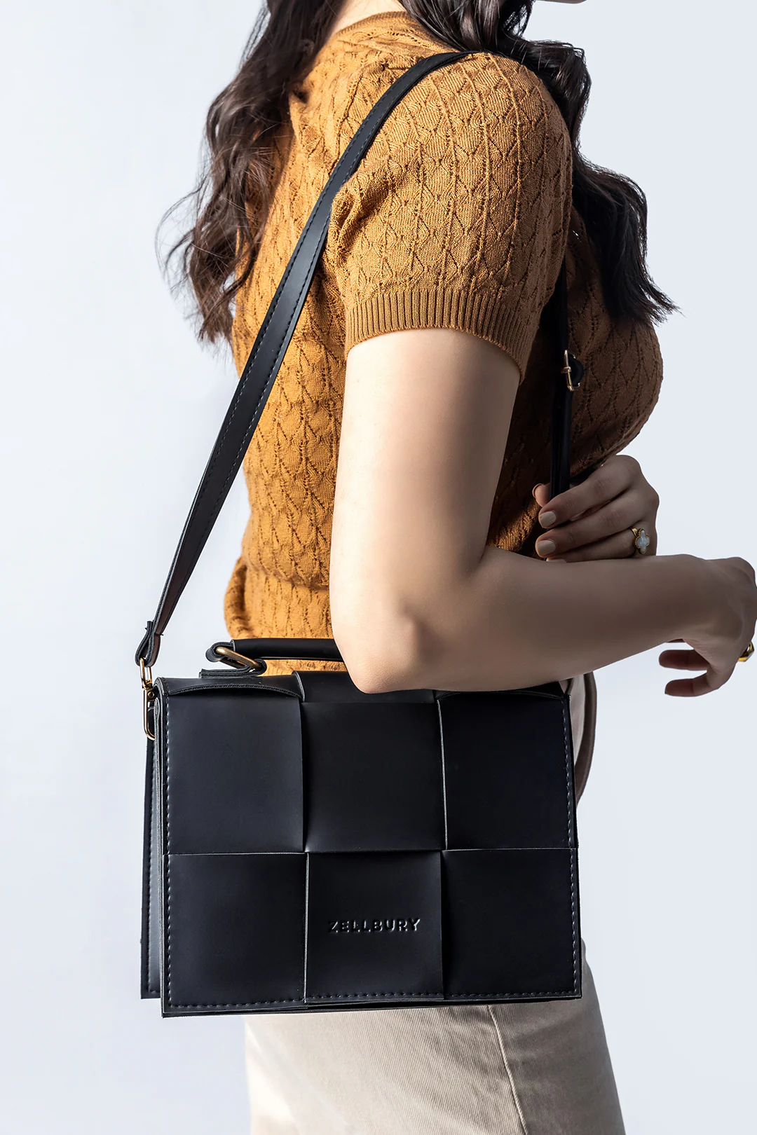Cross-Body Bag - E160 - Image 4