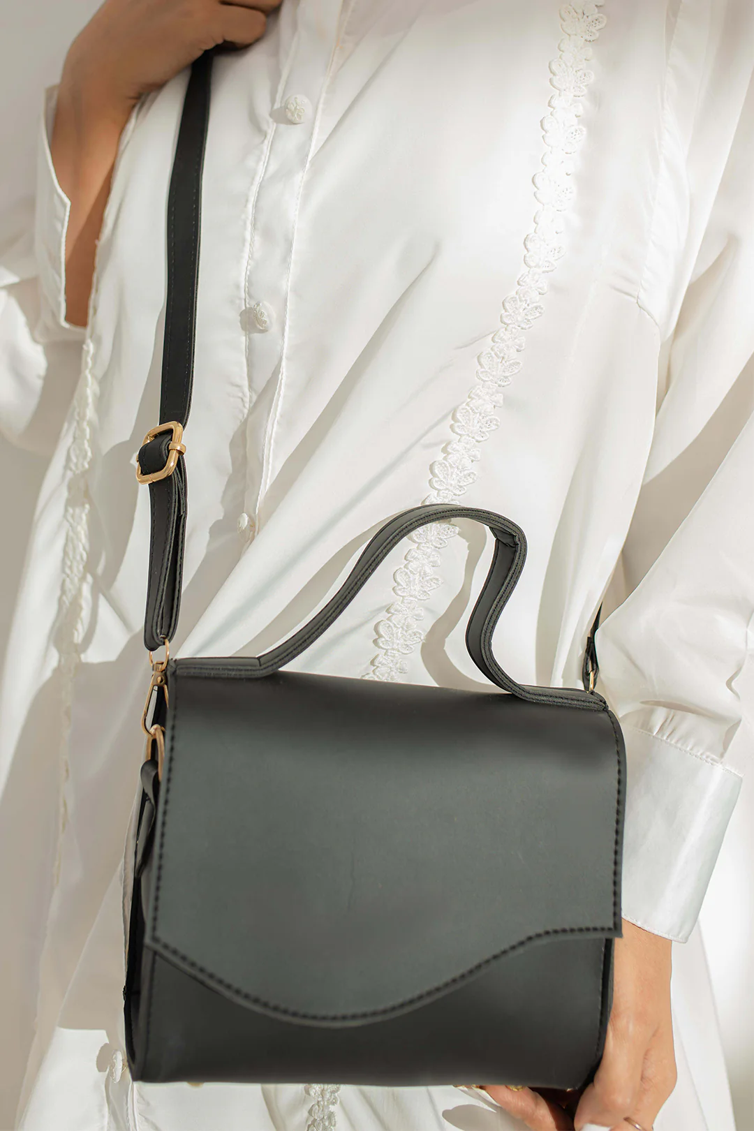 Cross-Body Bag - E247 - Image 7