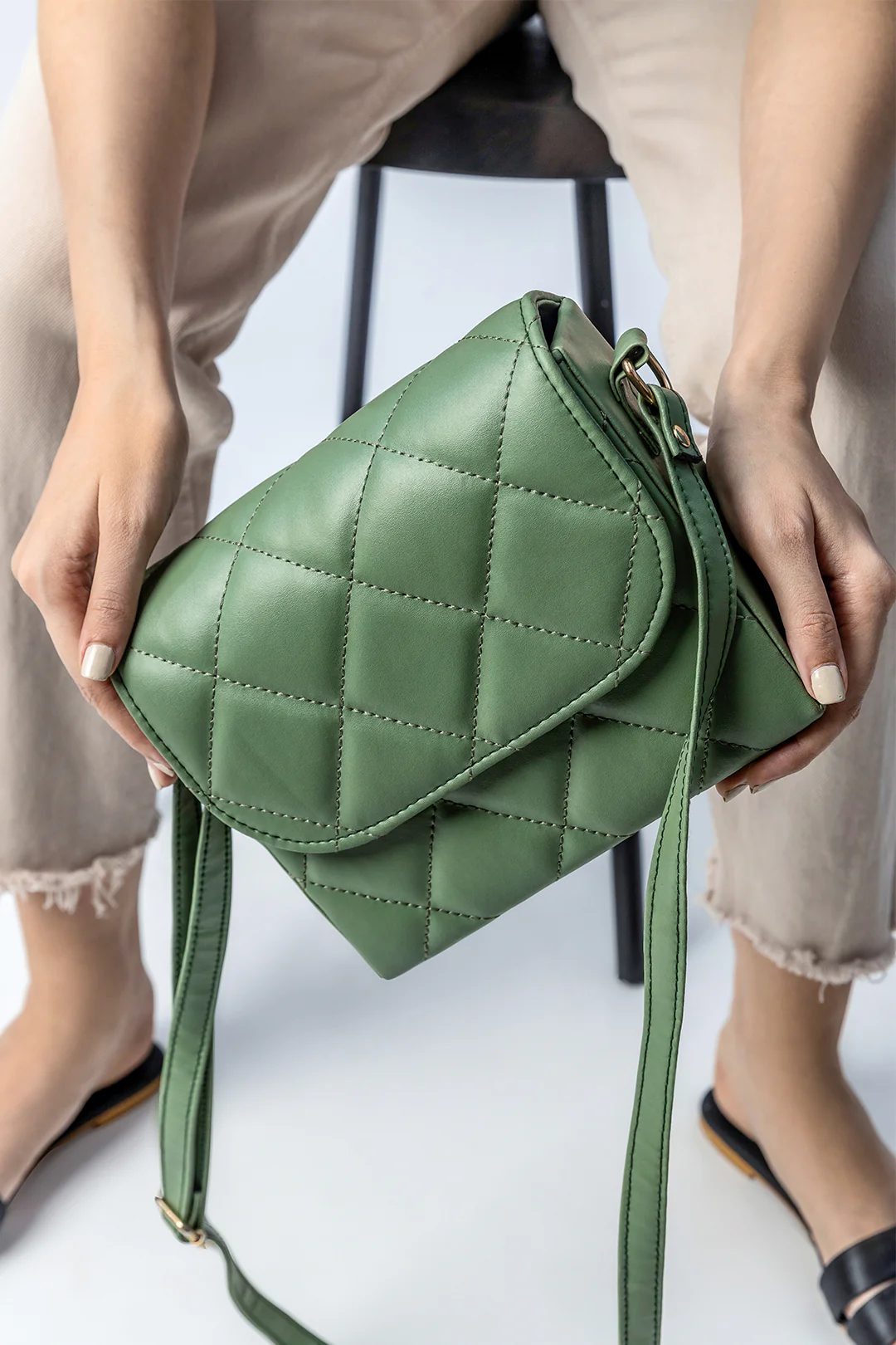 Cross-Body Bags - E143 - Image 7