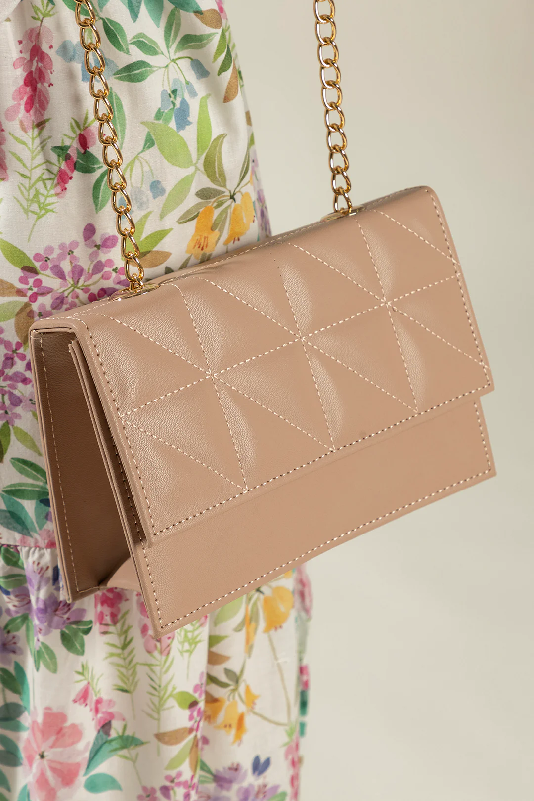 Cross-Body Bags - E237 - Image 14