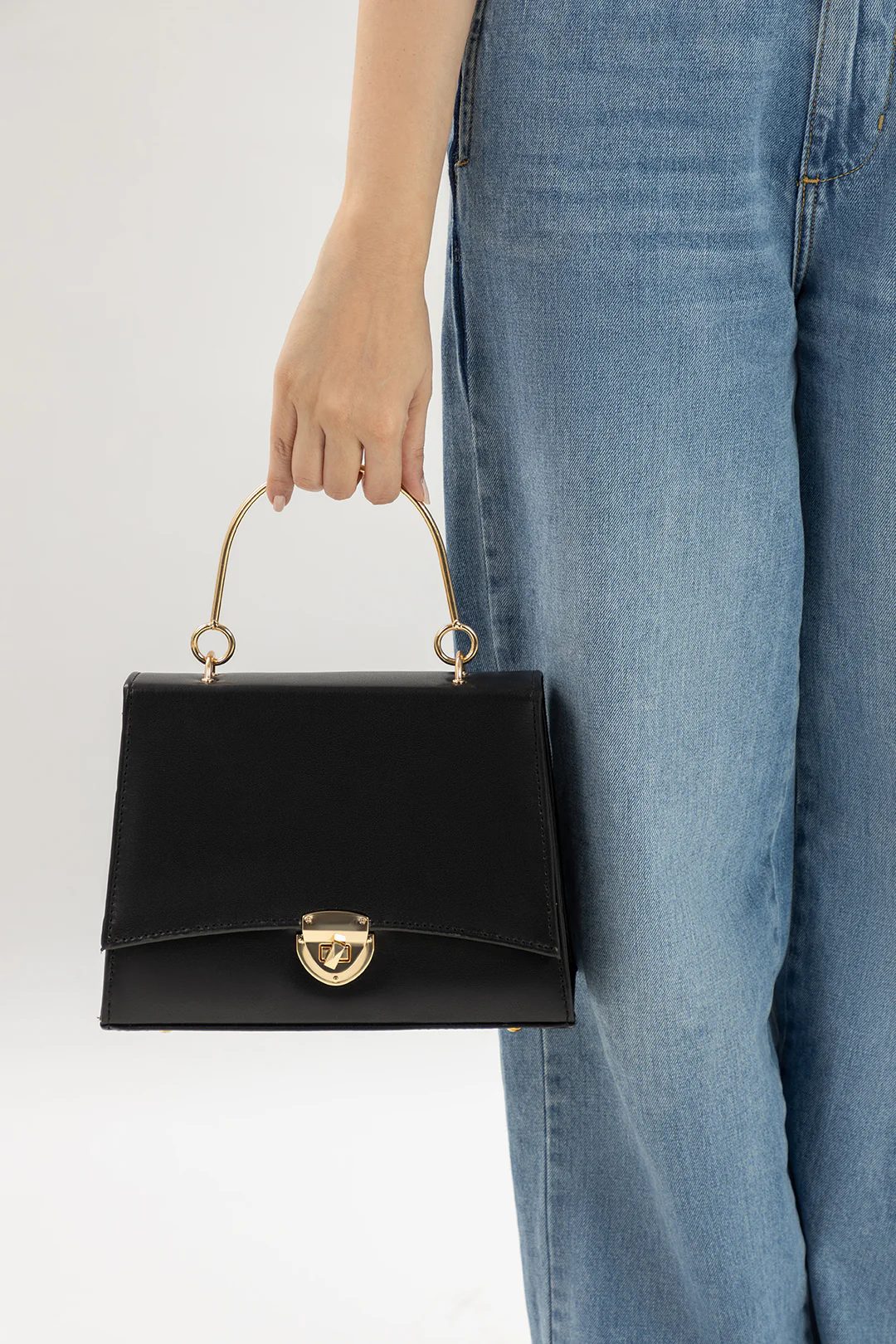 Cross-Body Bags - E260 - Image 27