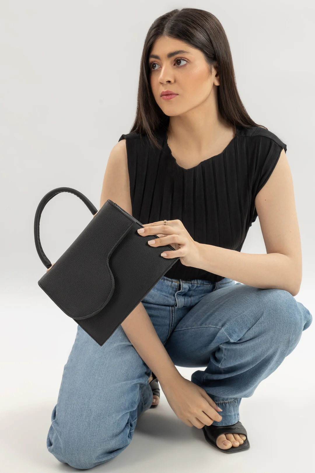 Cross-Body Bags - E278 - Image 5