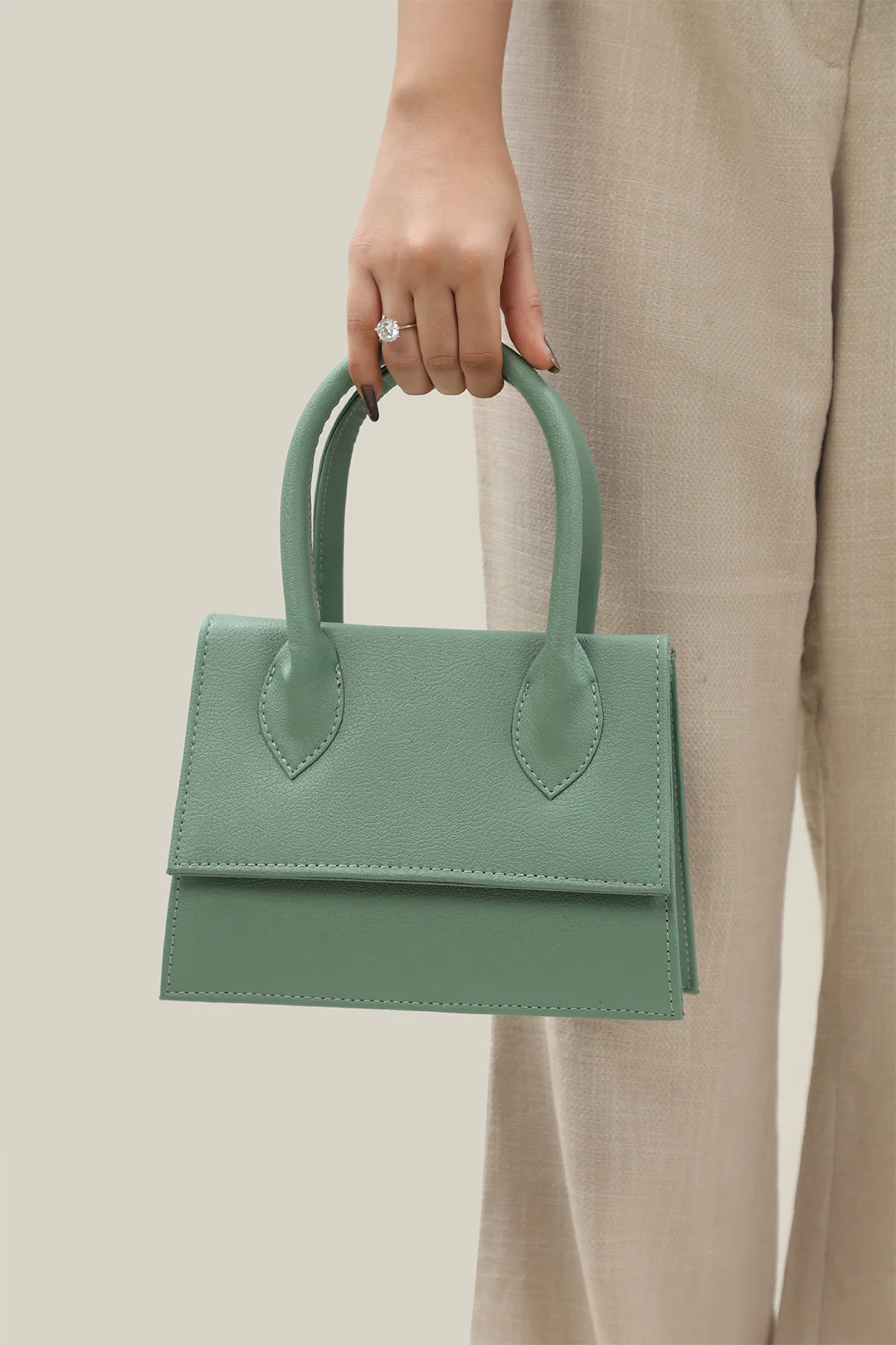 Cross-Body Bags - E306 - Image 15