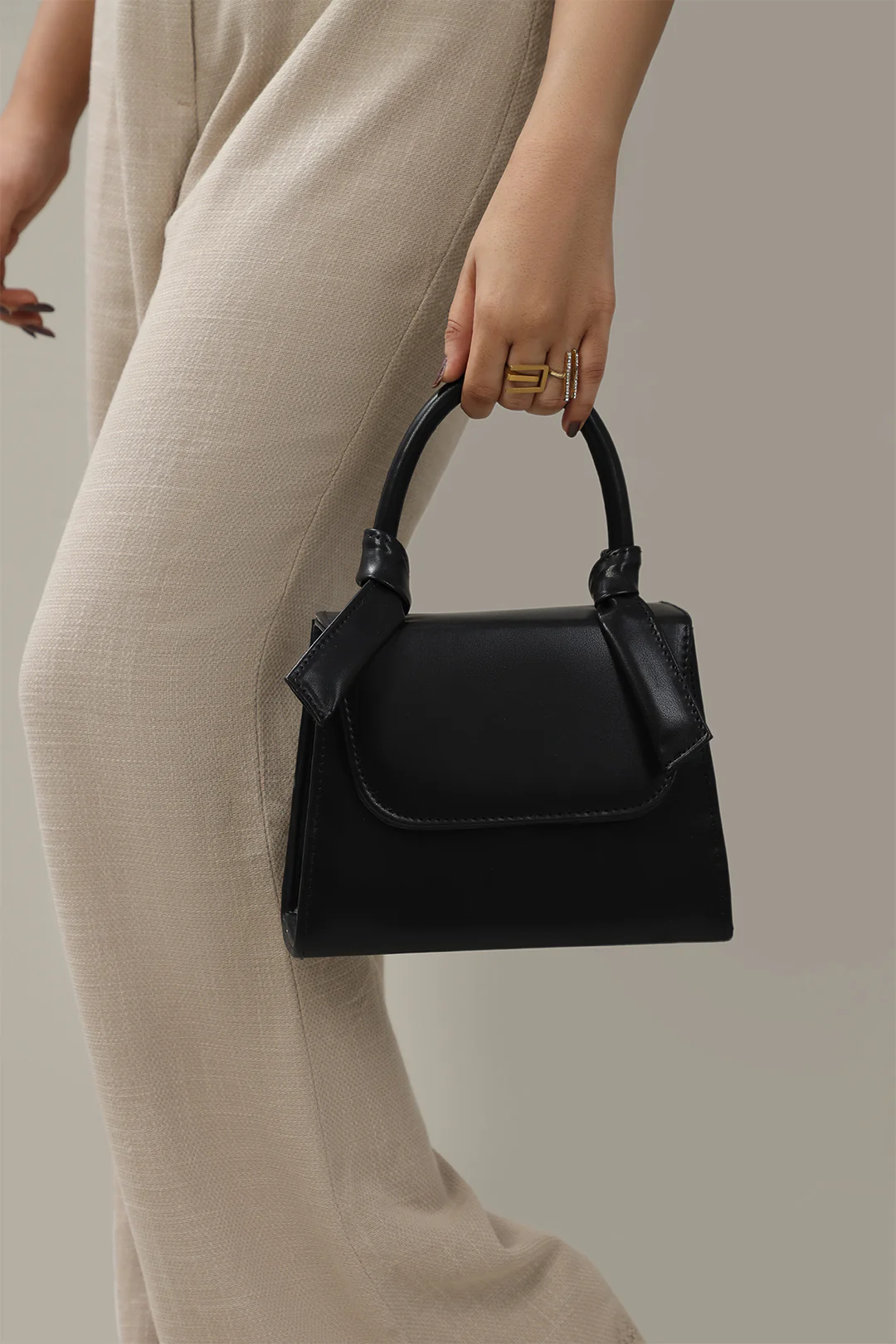 Cross-Body Bags - E307 - Image 4