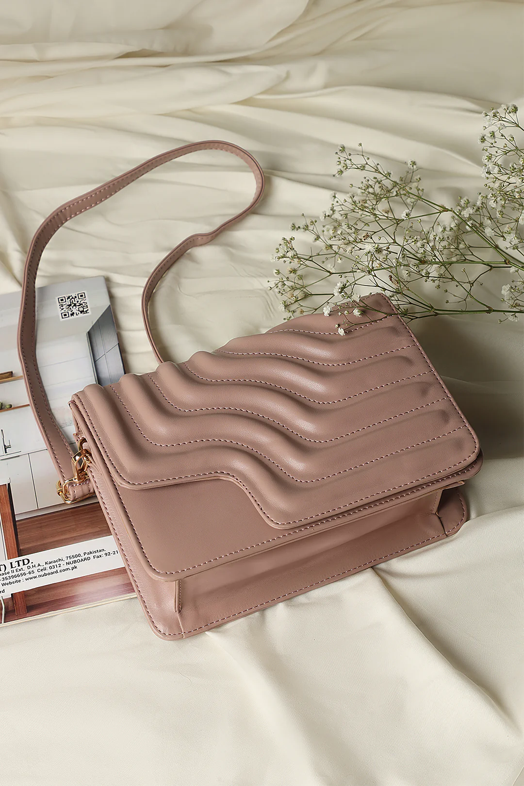 Cross-Body Bags - E354 - Image 5