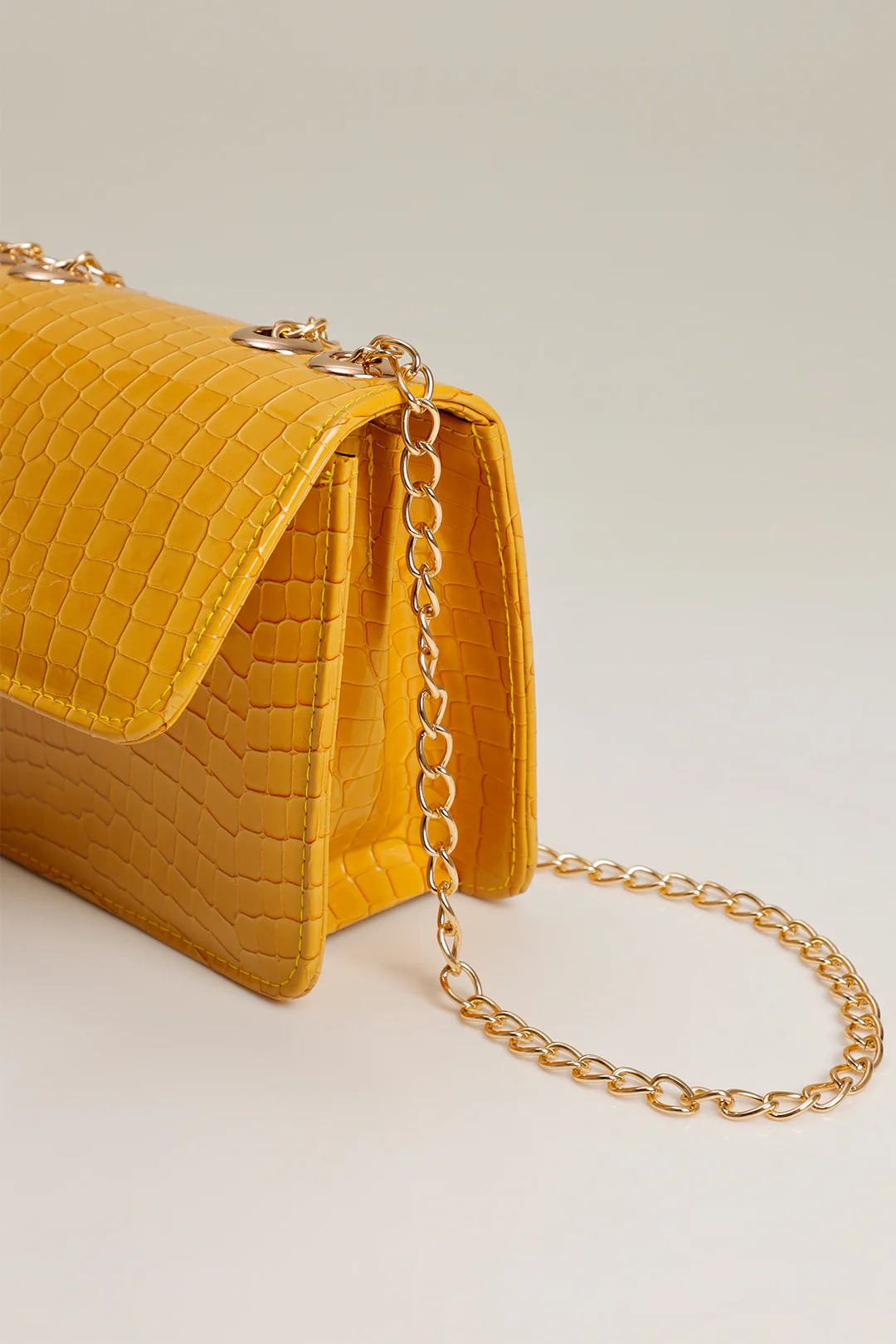 Cross-Body Bags - E356 - Image 2