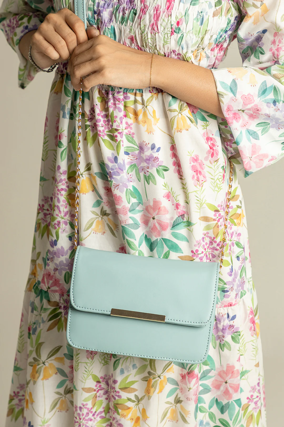 Cross-Body Bags - E367 - Image 10