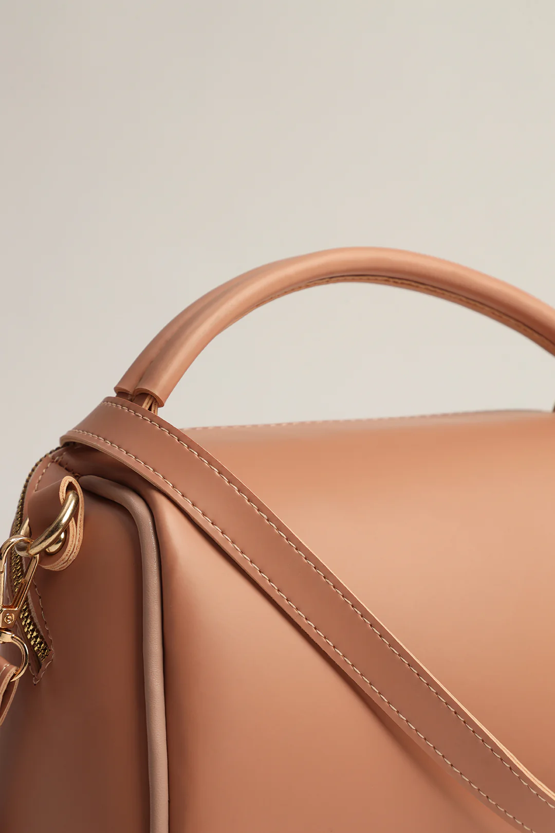 Cross-Body Bags - E378 - Image 16
