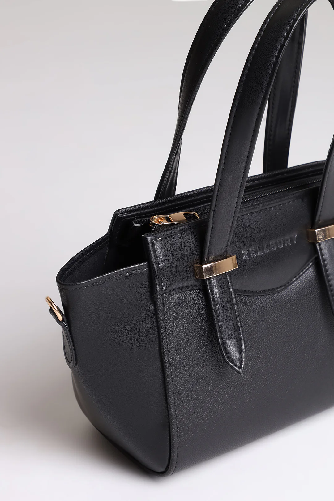 Cross-Body Bags - E383 - Image 3