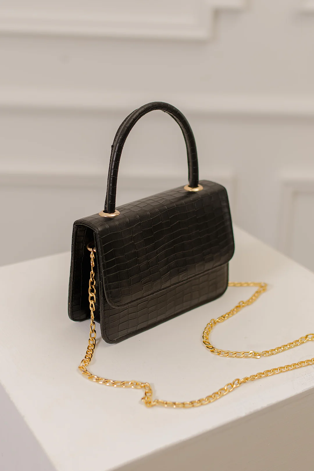 Cross-Body Bags - E395 - Image 12