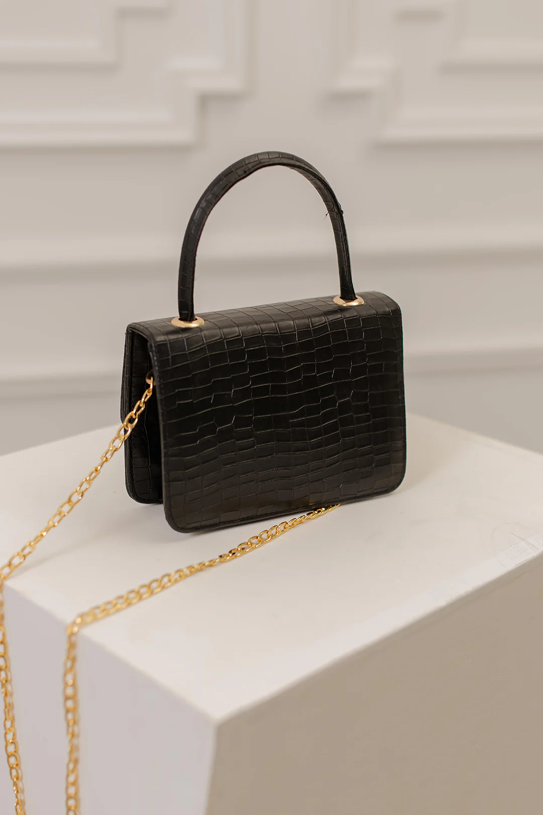 Cross-Body Bags - E395 - Image 13