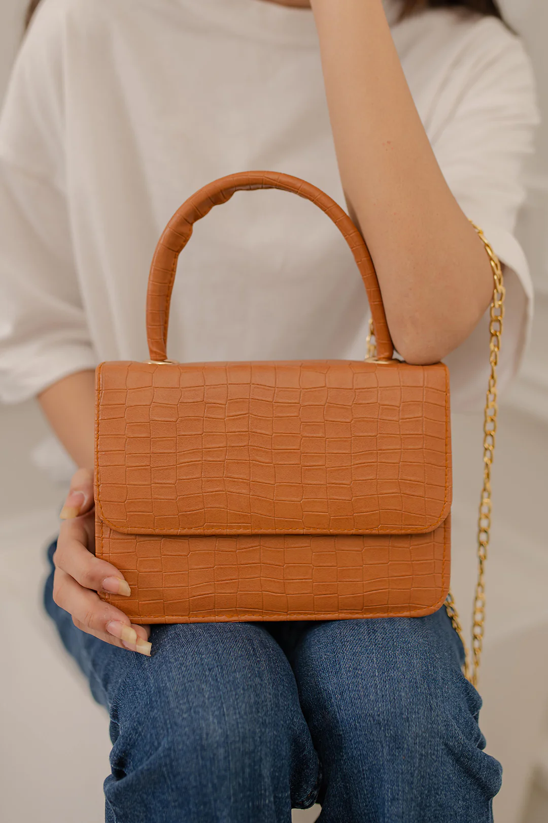 Cross-Body Bags - E395 - Image 14