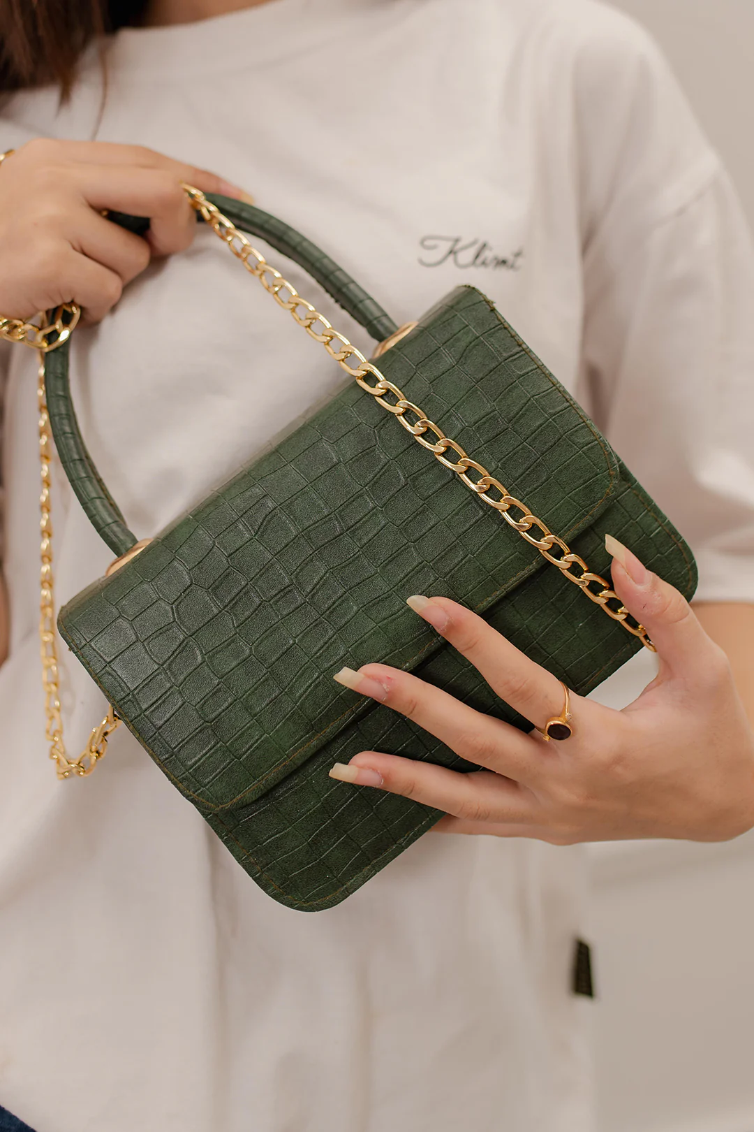 Cross-Body Bags - E395 - Image 5