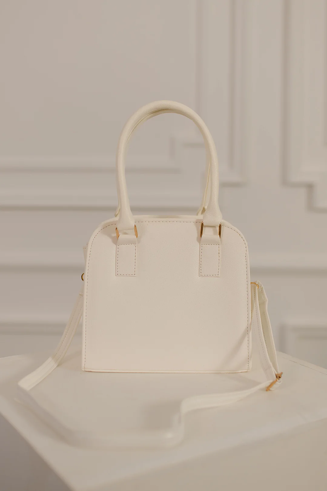 Cross-Body Bags - E400 - Image 8