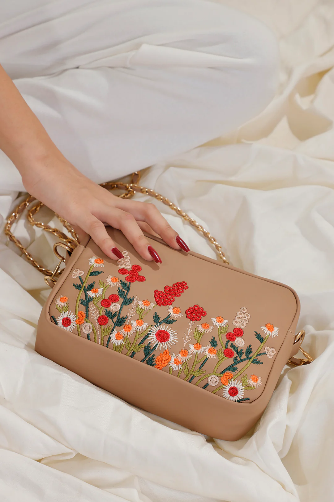 Cross-Body Bags - E407 - Image 2