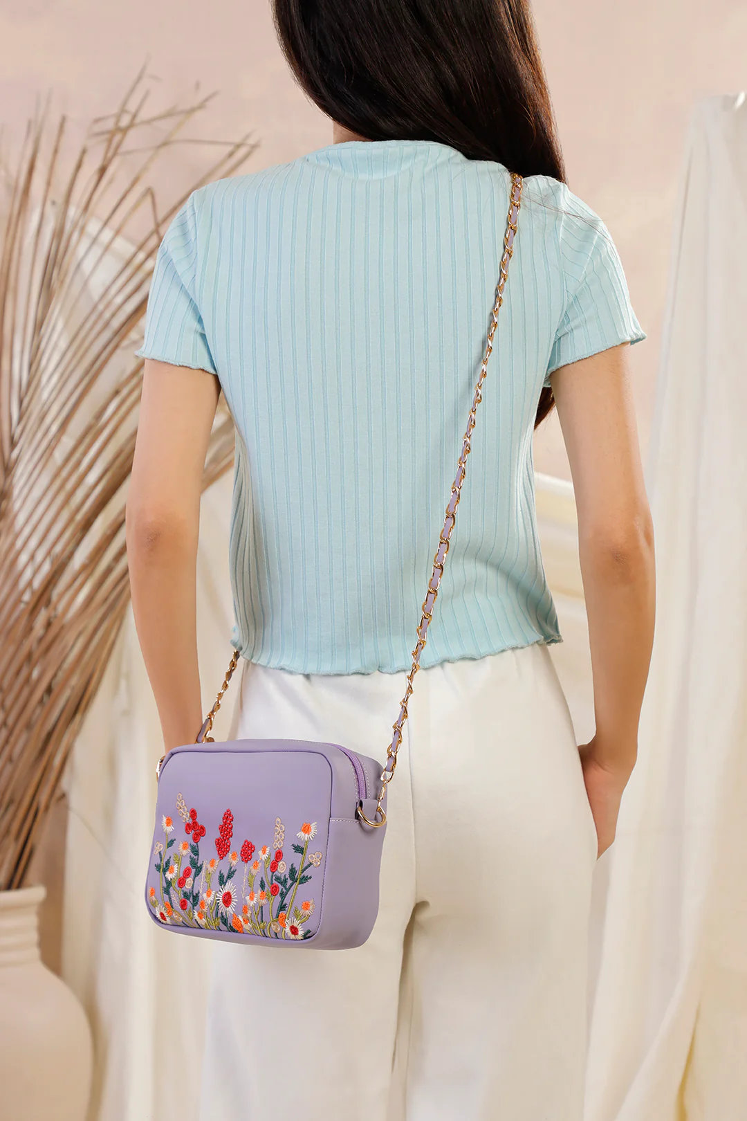 Cross-Body Bags - E407 - Image 24