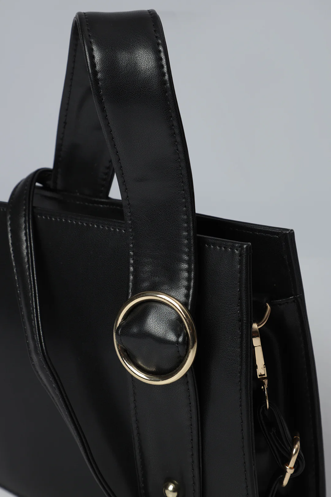 Cross-Body Bags - E408 - Image 6