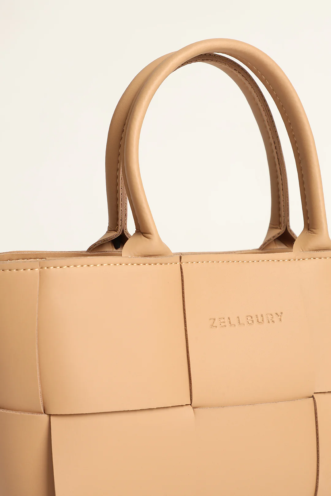 Cross-Body Bags - E426 - Image 9