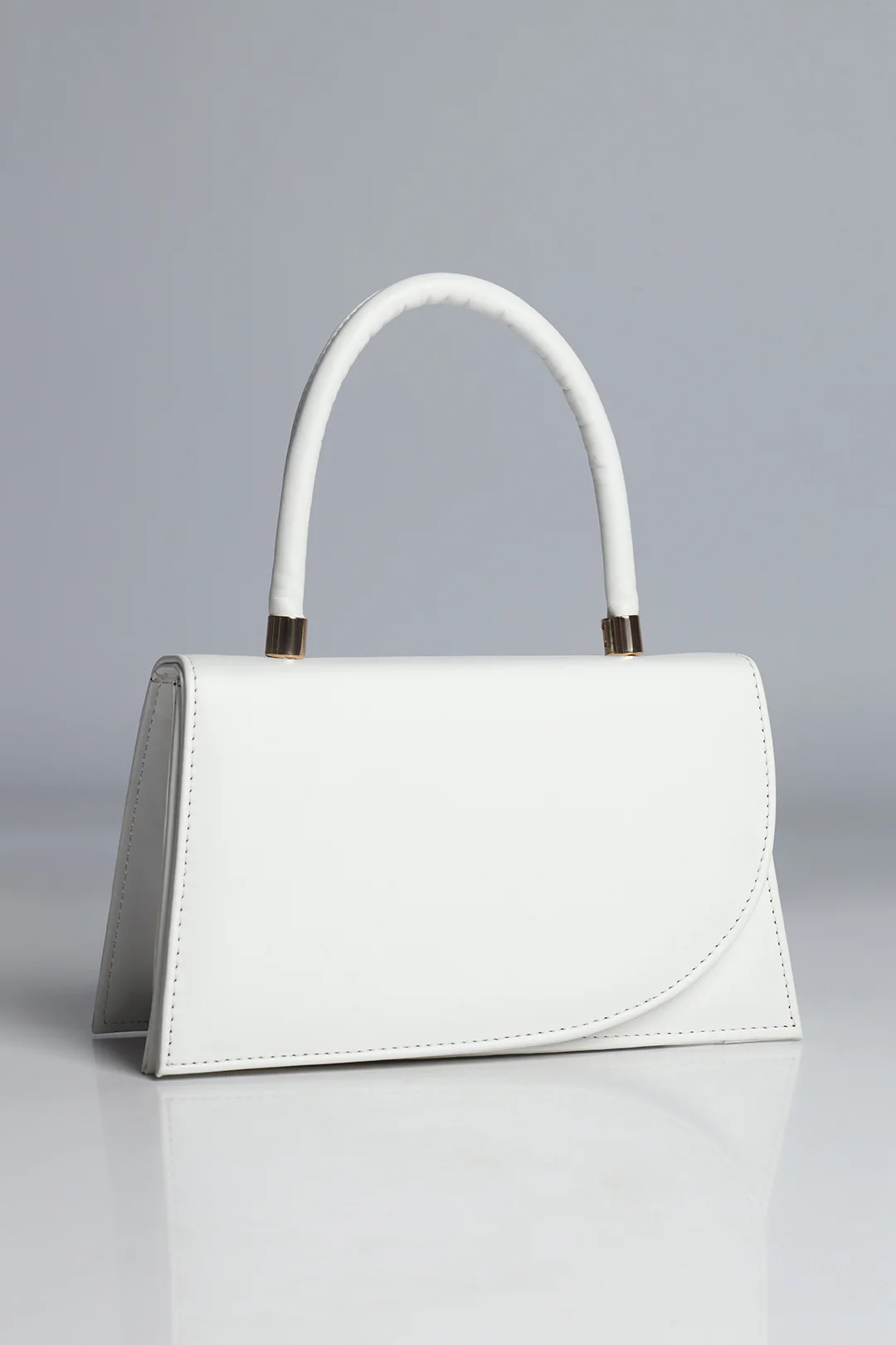 Cross-Body Bags - E484 - Image 4