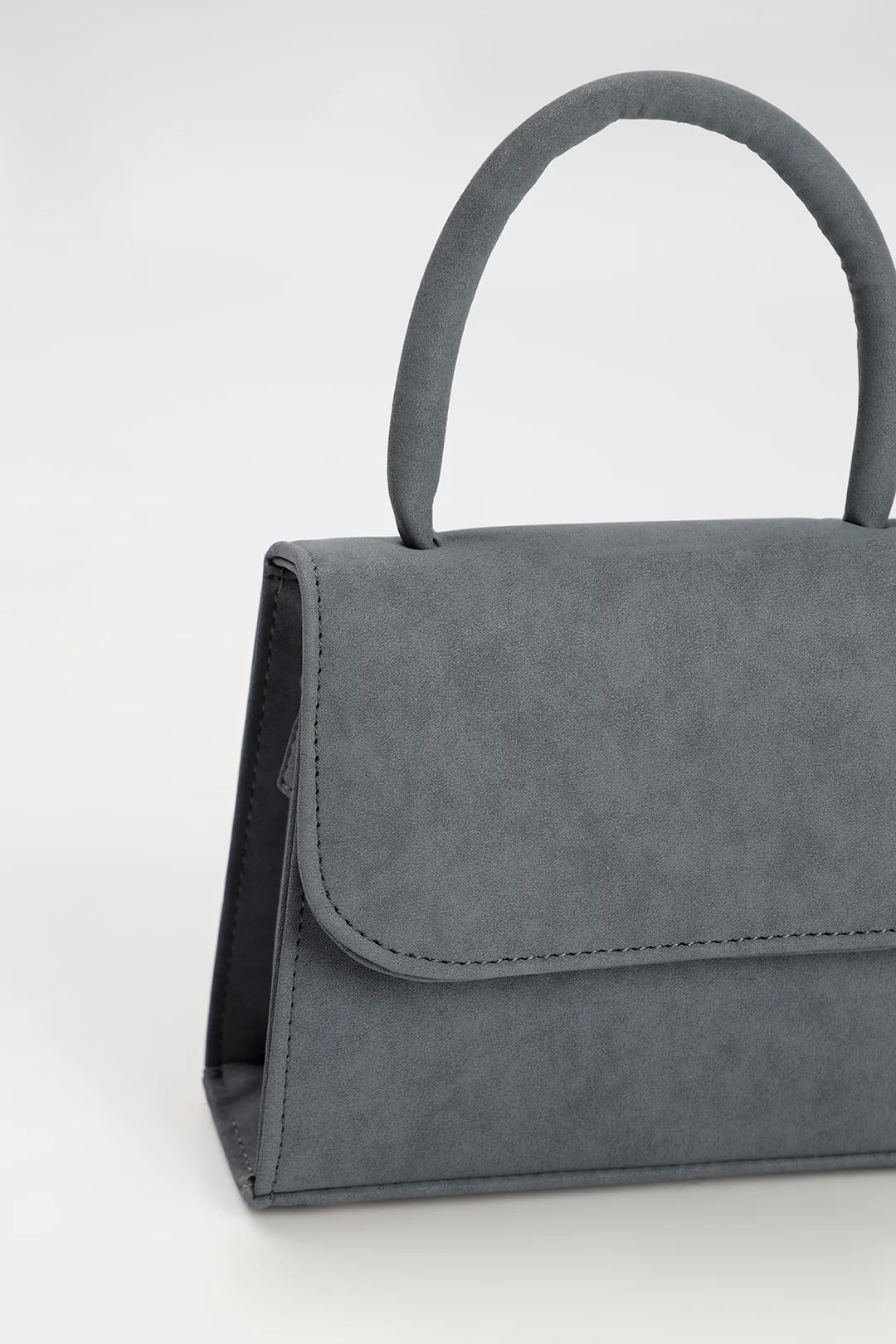 Cross-Body Bags - E503 - Image 11