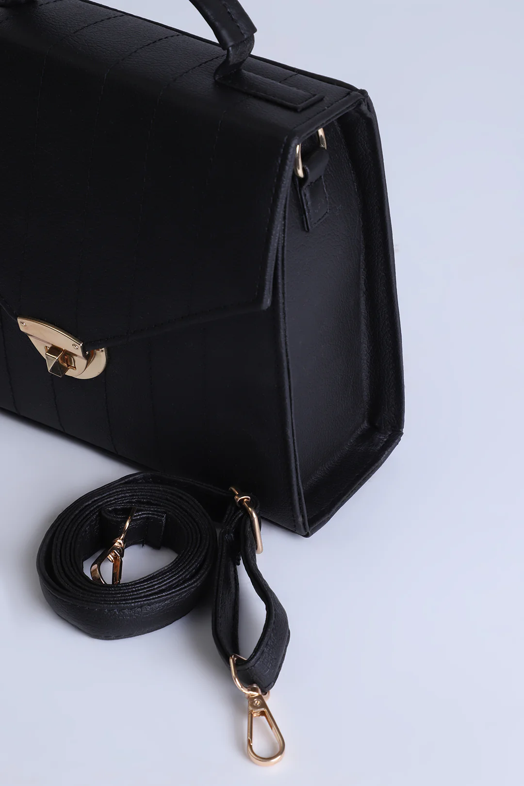 Cross-Body Bags - E531 - Image 3