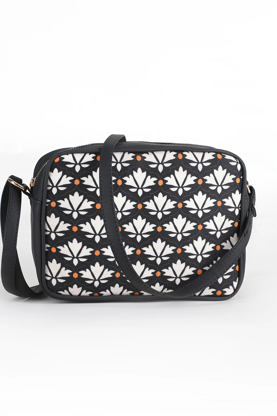 Cross-Body Bags - E542 - Image 2