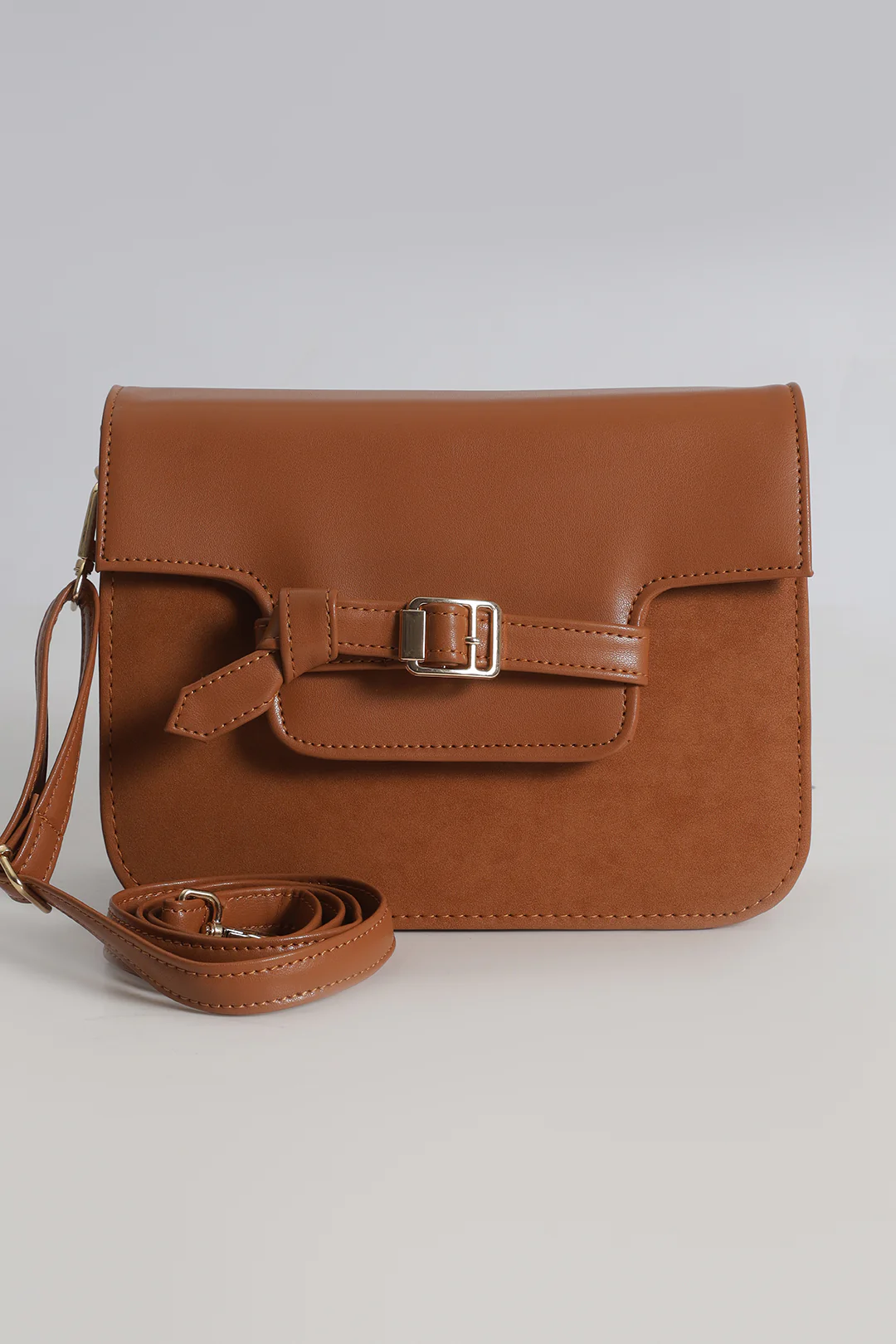 Cross-Body Bags - E565 - Image 8