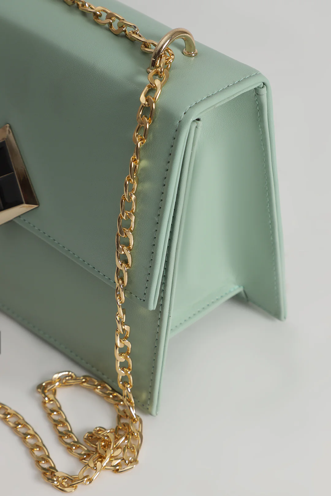 Cross-Body Bags - E571 - Image 6