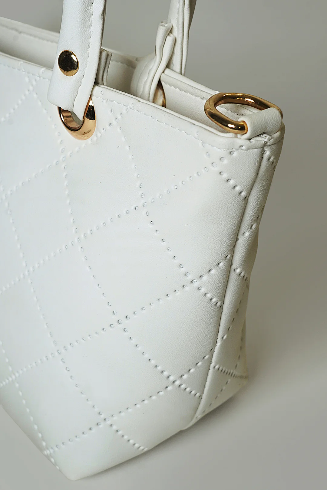 Cross-Body Bags - E573 - Image 13