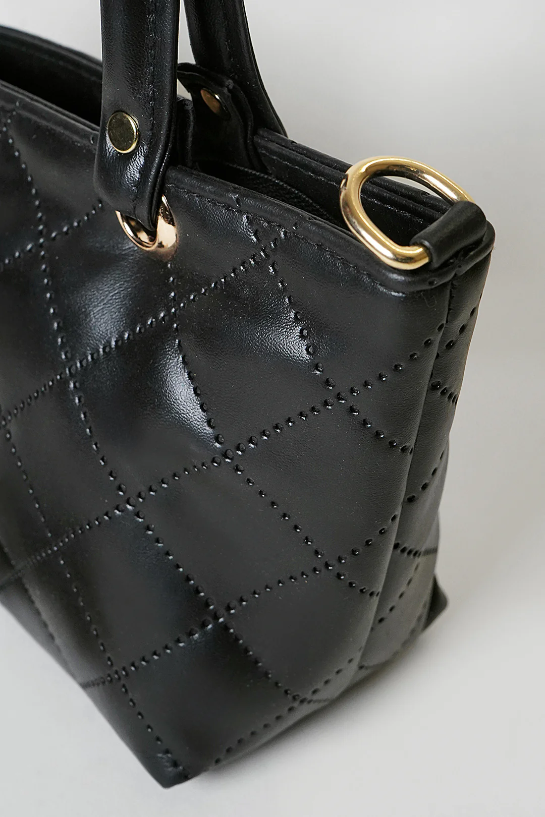 Cross-Body Bags - E573 - Image 3