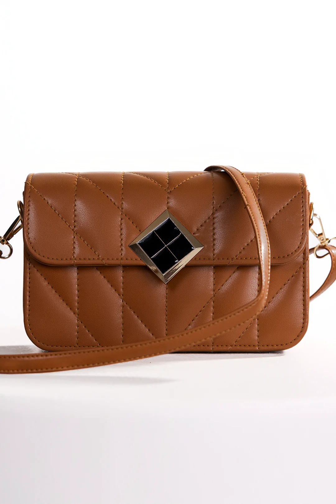 Cross-Body Bags - E595 - Image 5