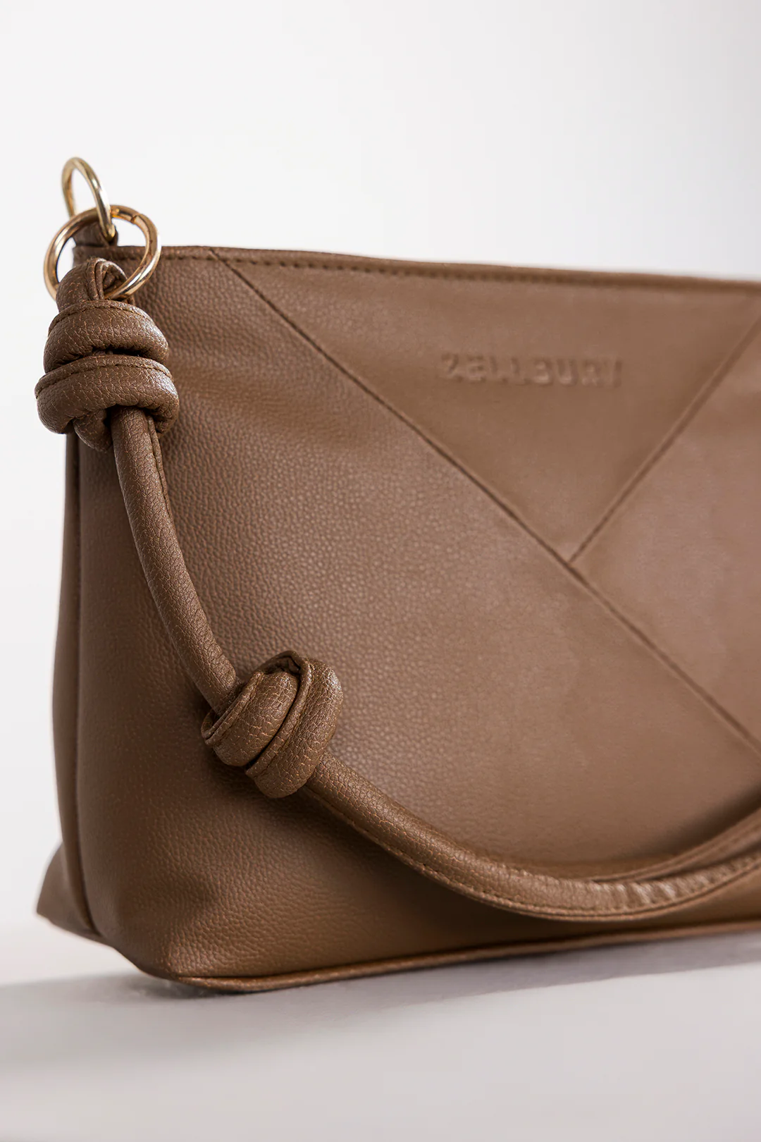 Cross-Body Bags - E596 - Image 5