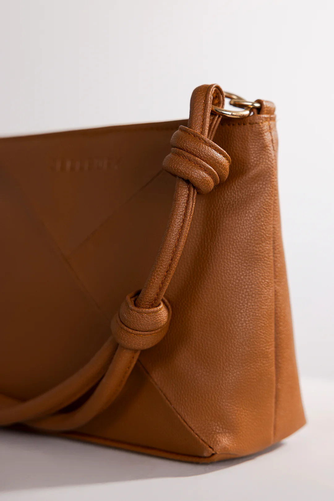 Cross-Body Bags - E596 - Image 9