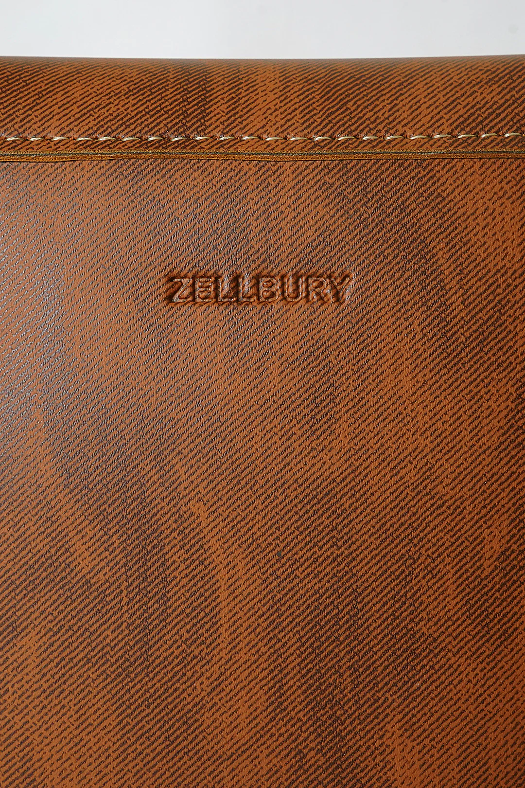 Cross-Body Bags - E602 - Image 6
