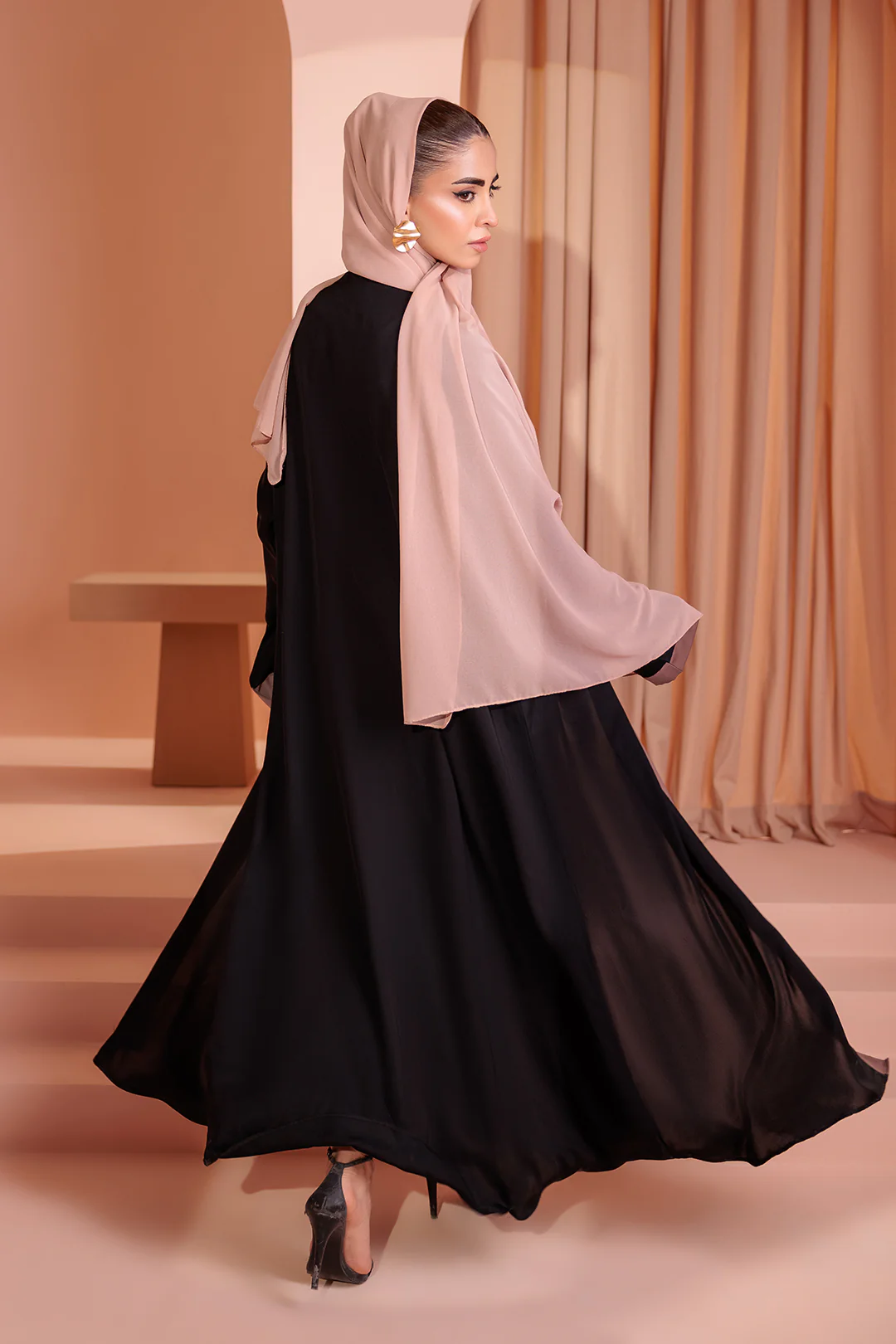 Double Upper Abaya with Contrast Inner - 5004 - Image 11
