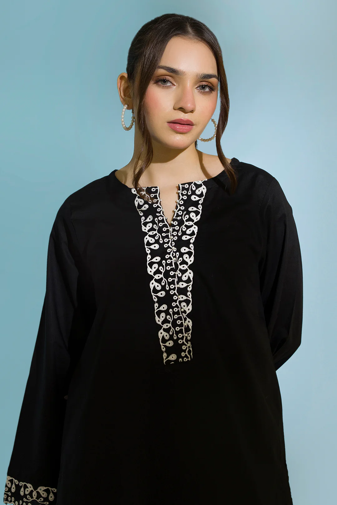 Embroidered Kurta Dupatta Trouser - 2598 - Image 3