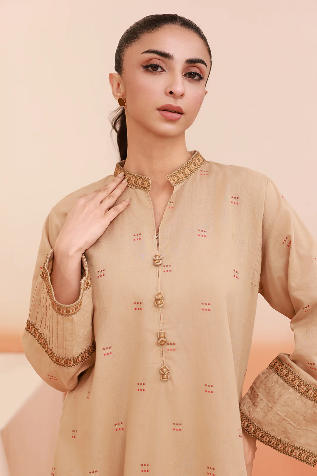 Embroidered Kurta Trouser - 3346 - Image 4