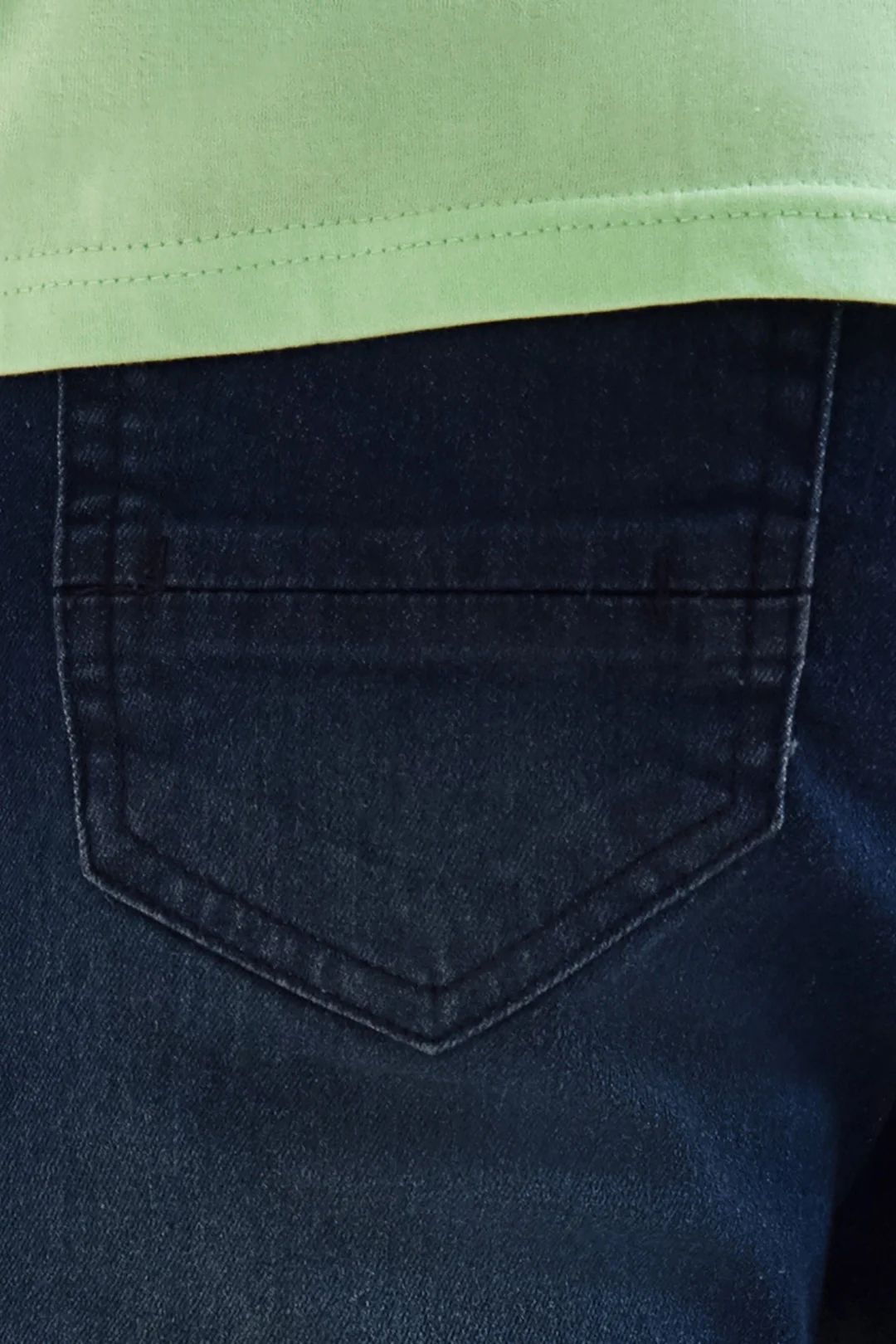 Essential Denim - 1018 - Image 4