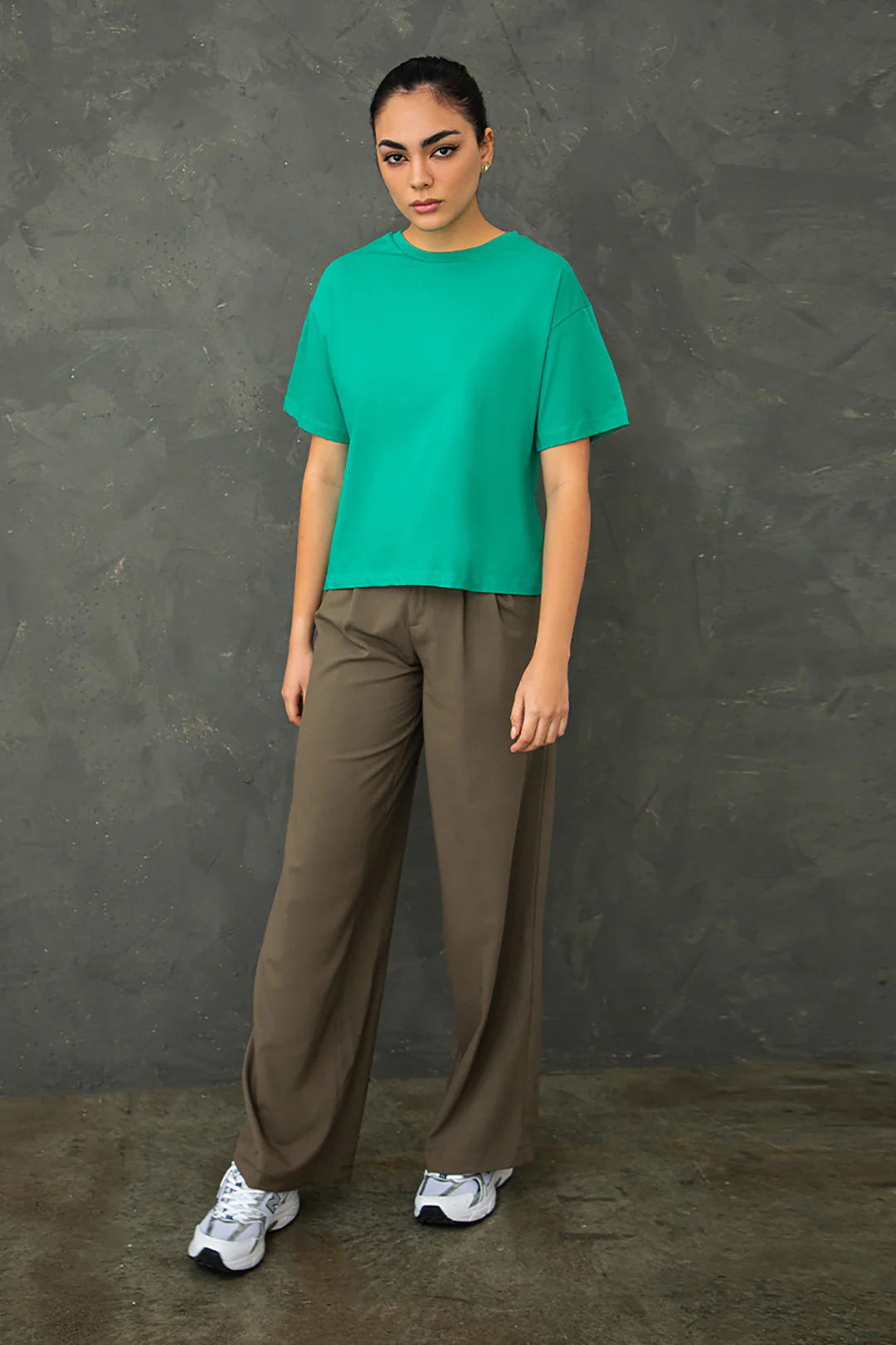 Essential T-shirt - B23 - Image 12