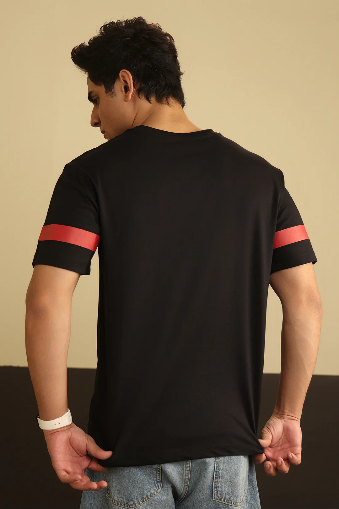Graphic T-Shirt - R015 - Image 4