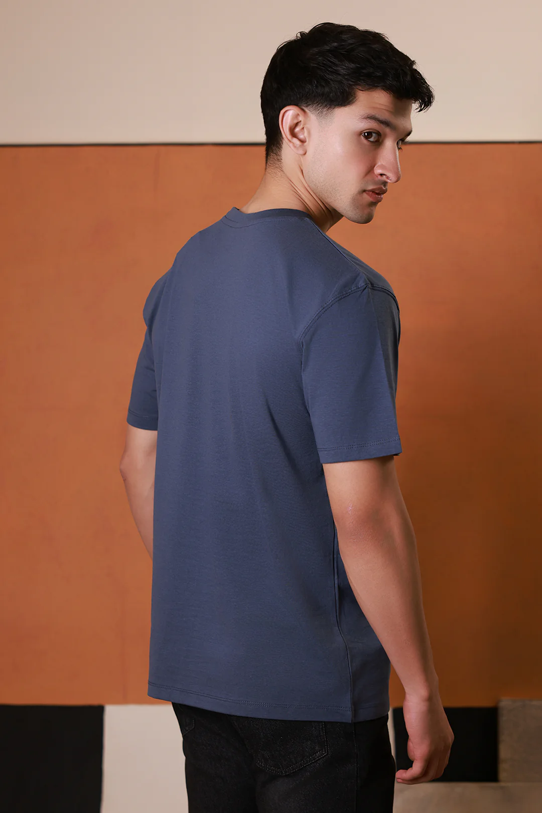 Graphic T-Shirt - R140 - Image 4