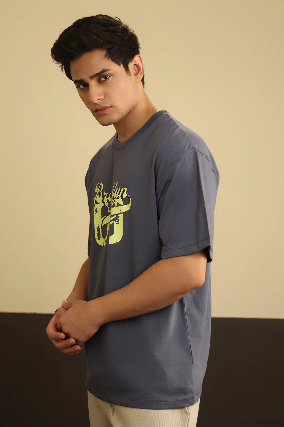 Relax Graphic T-Shirt - X042 - Image 4