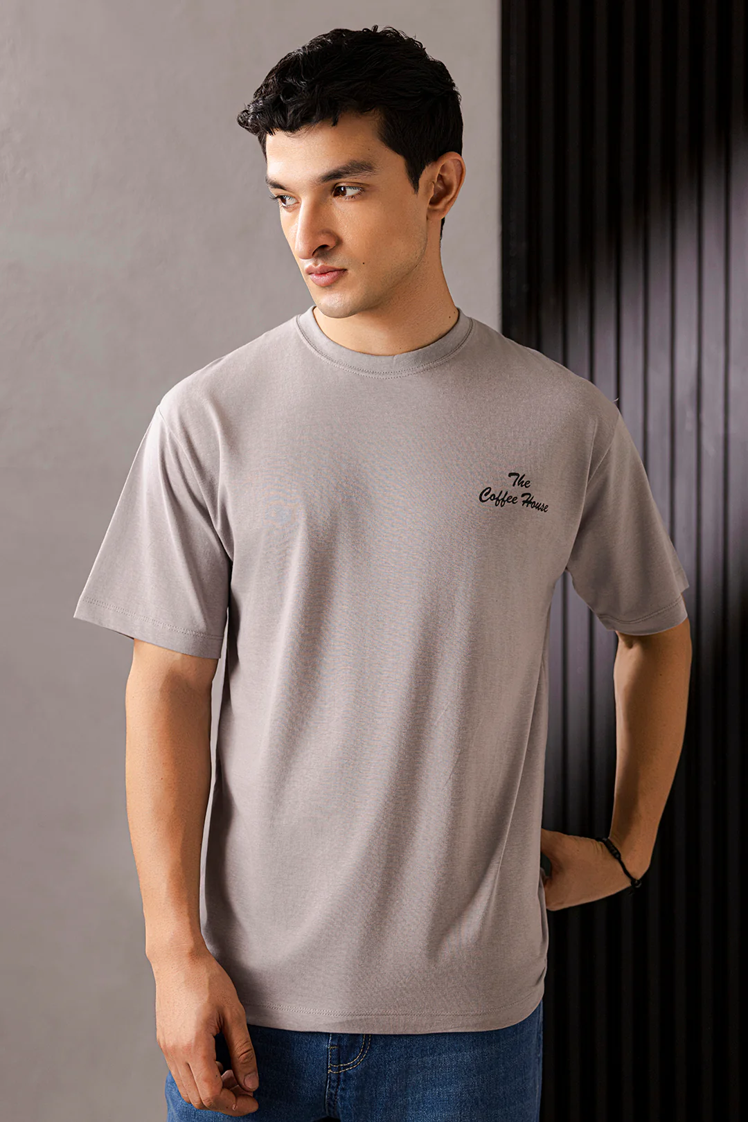 Relax Graphic T-Shirt - X141 - Image 5