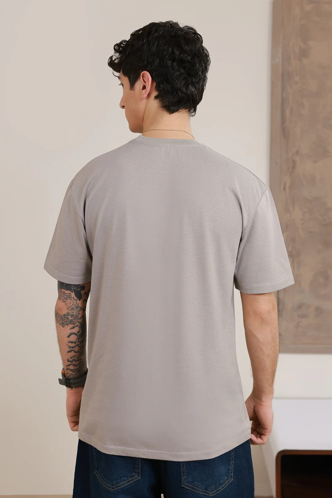 Graphic T-Shirt - R095 - Image 4