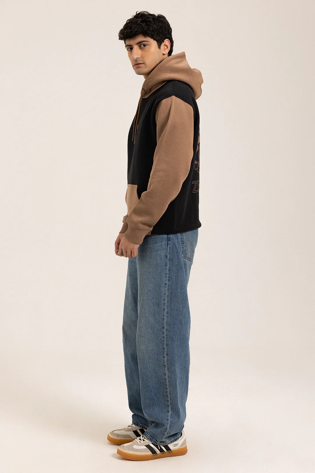 Graphic Hoodie - 5013 - Image 11