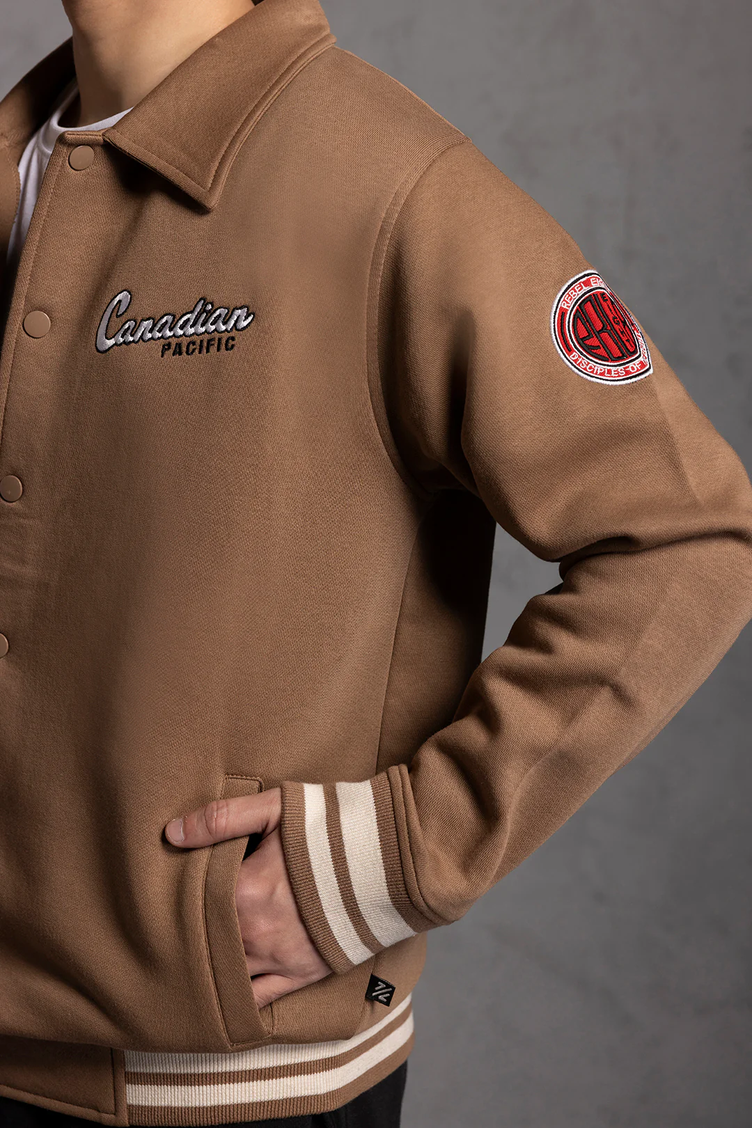 Versity Jacket - 5002 - Image 7