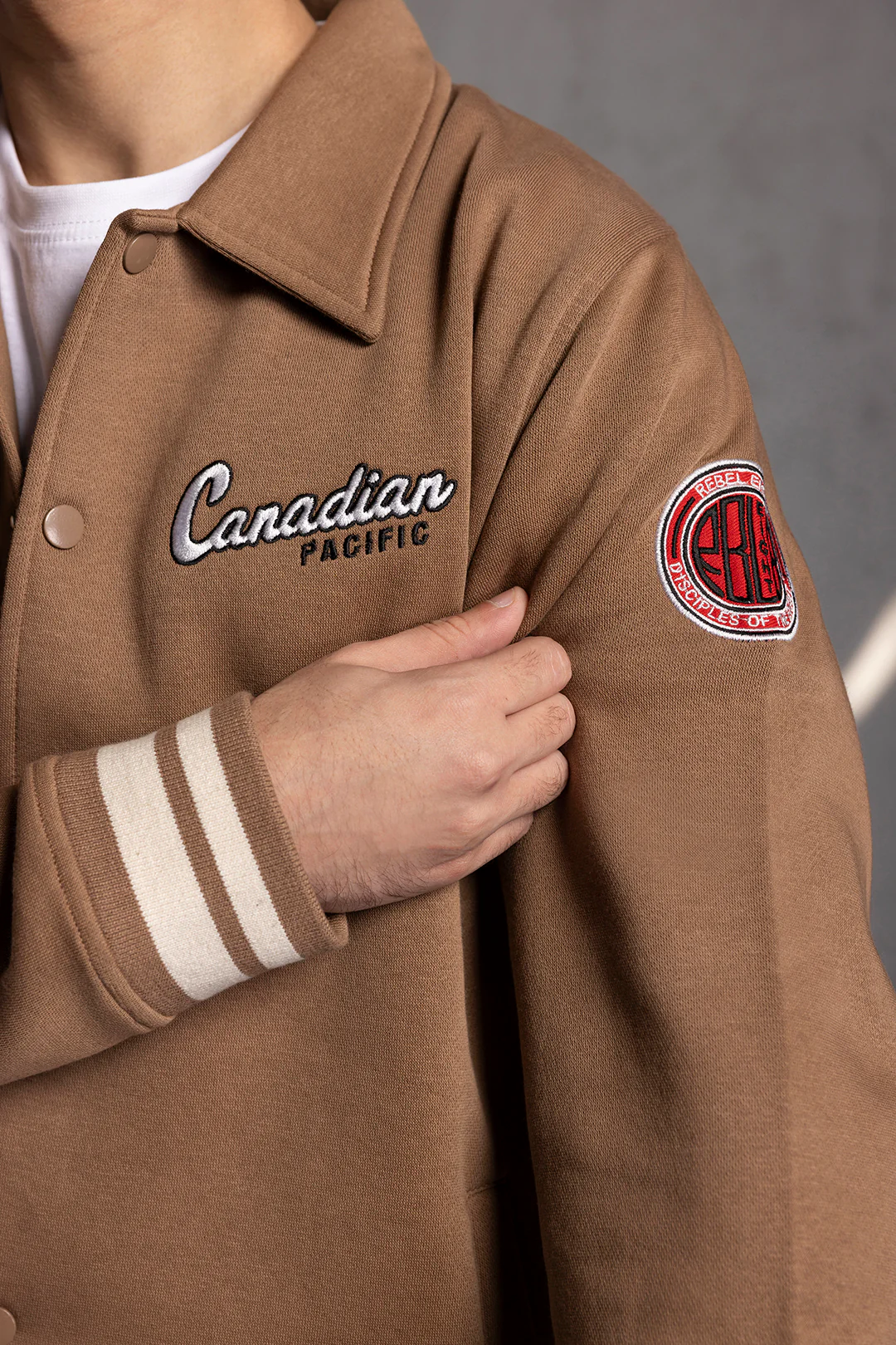 Versity Jacket - 5002 - Image 8
