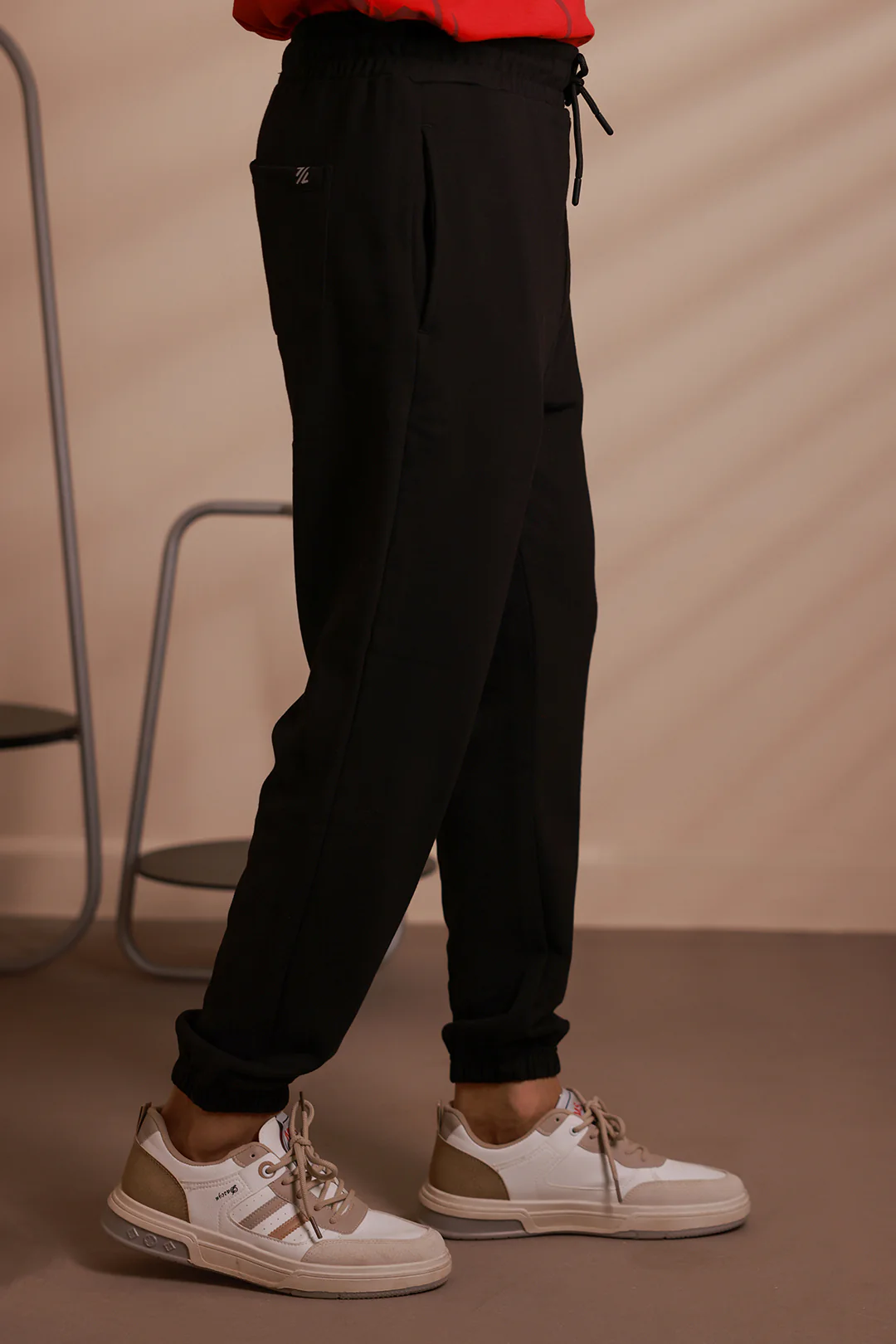 Knitted Relaxed-Cuff Pant - 5003 - Image 4